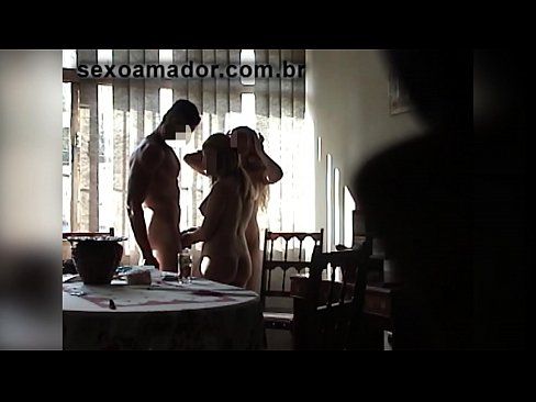 ❤️ جنسی دوست ایک دیو آدمی اور اس کے ساتھ ایک تھریسم کو مدعو کرتے ہیں۔ ہم پر ur.porn-mz.ru ❌